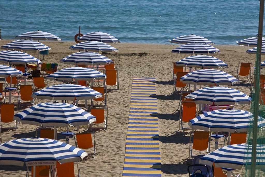 Hotel Parco Dei Principi Giulianova Exterior photo